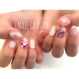 ネイル Grailey nail salonのネイルデザイン