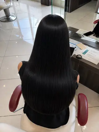 ロング 鈴木 瑛介のヘアスタイル