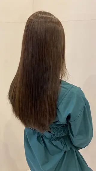 カラー 徳山 蒼史のヘアスタイル