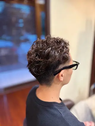 パーマ メンズ 大和田 奈央のヘアスタイル