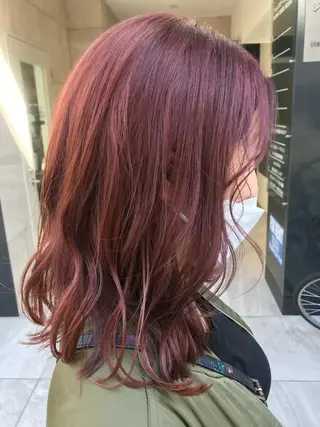 ミディアム 天野 優美のヘアスタイル