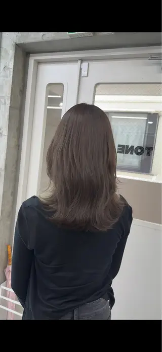 セミロング カラー 高橋大樹/グレー ジュ/ブリーチなしのヘアスタイル