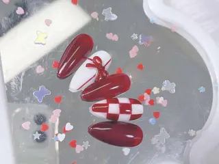 ネイル ユリ kbiのネイルデザイン