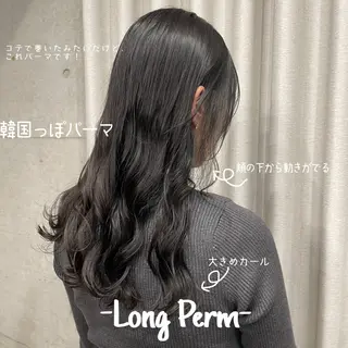 セミロング カラー パーマ 表参道🌿赤み消し カラー/チナツのヘアスタイル