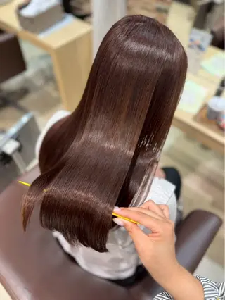 ロング 秋野 睦実のヘアスタイル