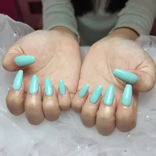 ネイル Jr.ネイリスト🤍 【Alissa】新栄のネイルデザイン
