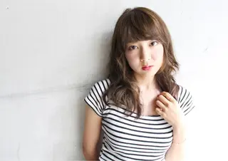セミロング 桑名 淳のヘアスタイル