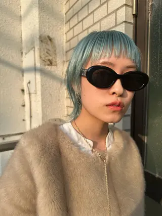 ショート カラー ［girl］ MIKIのヘアスタイル