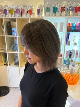 ミディアム カラー うしだ かおるのヘアスタイル