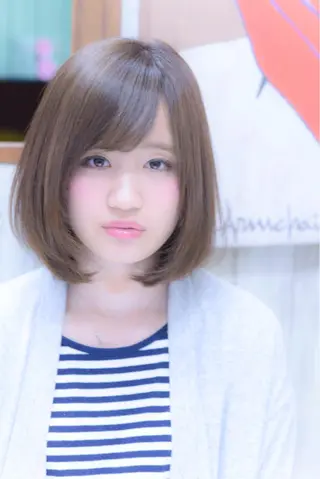 ミディアム 鈴木 悠のヘアスタイル