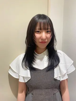 ミディアム カラー ヘアアレンジ レイヤー🌟艶カラー 🕊まやのヘアスタイル