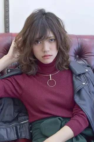 ミディアム AVANCE. 広島本通店のヘアスタイル
