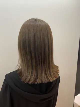 ミディアム カラー TheEctilo 江坂 miku🐼のヘアスタイル