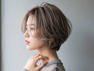ショート 透明感カラー×顔周り mizuki🫧のヘアスタイル