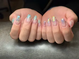 ミディアム Glossynail 〜爪屋〜のネイルデザイン