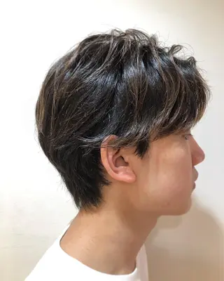 ショート メンズ ニュアンスカラー🫧 加納のヘアスタイル