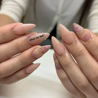 ネイル SHION  のネイルデザイン