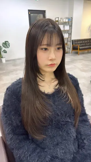 ロング 渡辺 皐志 Li's 布施のヘアスタイル