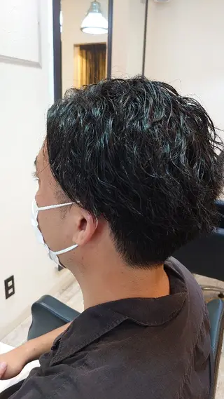 メンズ パーマ アイハラ クニタカのヘアスタイル