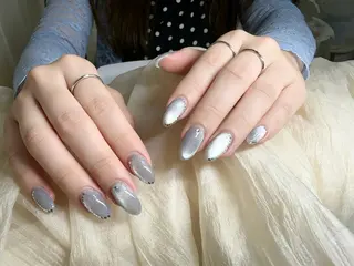 ネイル Maggie nailクロのネイルデザイン