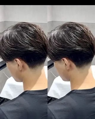 メンズ 暖色・艶髪カラー /月のヘアスタイル
