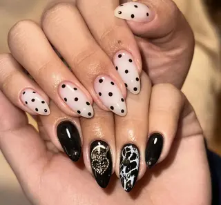 ネイル Pure&Rich Nailのネイルデザイン