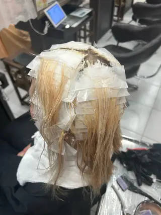 カラー MIHIRO🍀 レイヤー/ヘアメイクのヘアスタイル