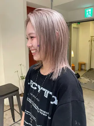 ミディアム カラー さと ちはるのヘアスタイル