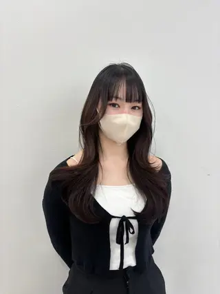 ロング 抜け感レイヤー︴ ニュアンスカラーのヘアスタイル
