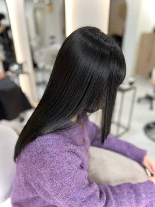 ロング カラー Zina aimiのヘアスタイル