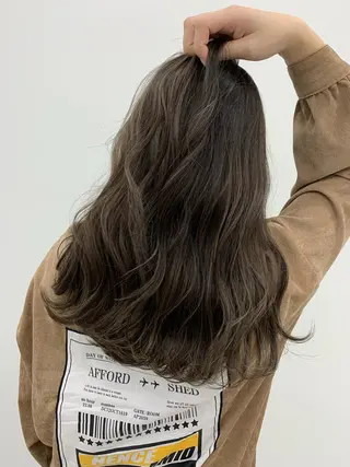 セミロング 山田 絵里菜のヘアスタイル