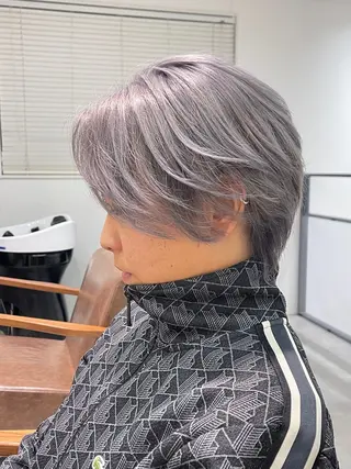 ショート 川田 仁のヘアスタイル