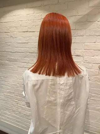ミディアム カラー 吉川 愛美李のヘアスタイル