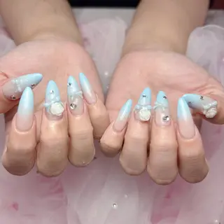 ネイル Jr.ネイリスト🤍 【Alissa】新栄のネイルデザイン