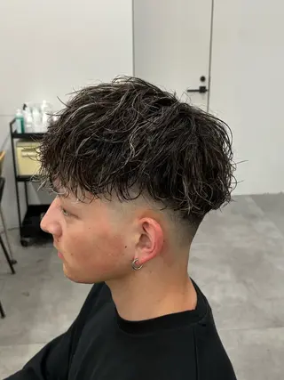 カラー パーマ メンズ 中田 信太郎のヘアスタイル