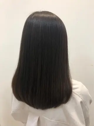 セミロング 板倉 凜花のヘアスタイル