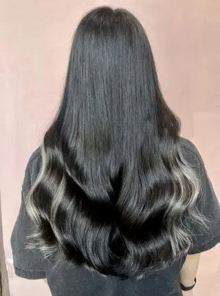 ロング 大阪レミーエクステ チビ編み込みのヘアスタイル