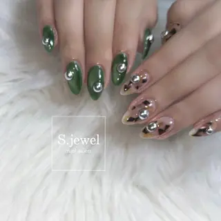 ネイル S. JEWELのネイルデザイン