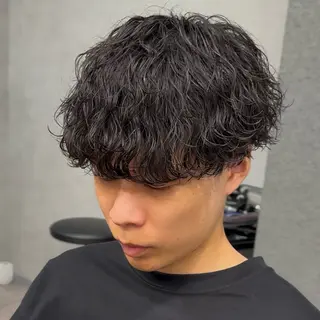 ショート パーマ メンズ 飯塚 想のヘアスタイル