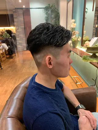 メンズ カット特化美容師 齋藤桐のヘアスタイル