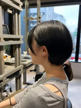 ショート 恵比寿韓国レイヤー× 艶透明感カラー大場のヘアスタイル