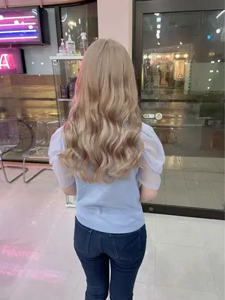 セミロング カラー ハイトーン特化💍 NØRN💍韓国のヘアスタイル