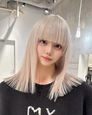 ロング 名古屋ハイトーン/ 🐶ブリーチ専門店のヘアスタイル