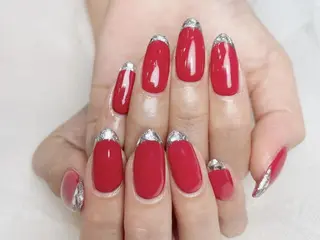 ネイル Elegant beautyルイのネイルデザイン