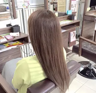 ロング 筒水 悠のヘアスタイル