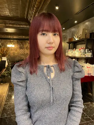 ミディアム カラー パーマ ヘアアレンジ くびれレイヤー/艶 カラー　MADOKAのヘアスタイル