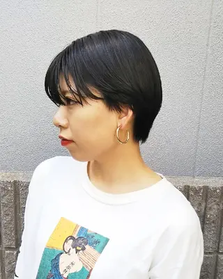 ショート カラー phiphi. 【ピピ】のヘアスタイル