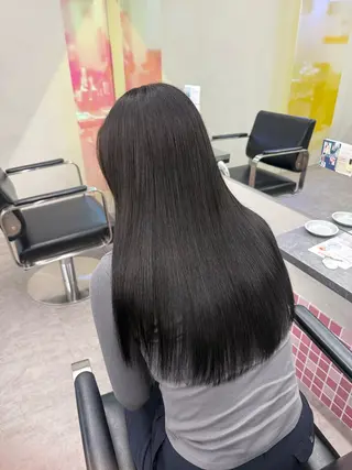 ロング カラー 東頭 さくらのヘアスタイル