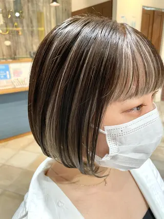 ショート カラー 《インナーカラー》 YAMADAのヘアスタイル