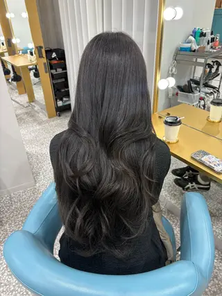 ロング 古上 心晴のヘアスタイル